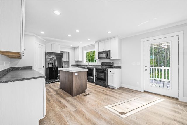 1800 Anna Maria Ln, Cookeville, TN 38501