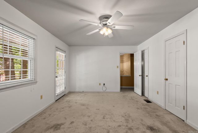21 Kingsbridge Way, Little Rock, AR 72212