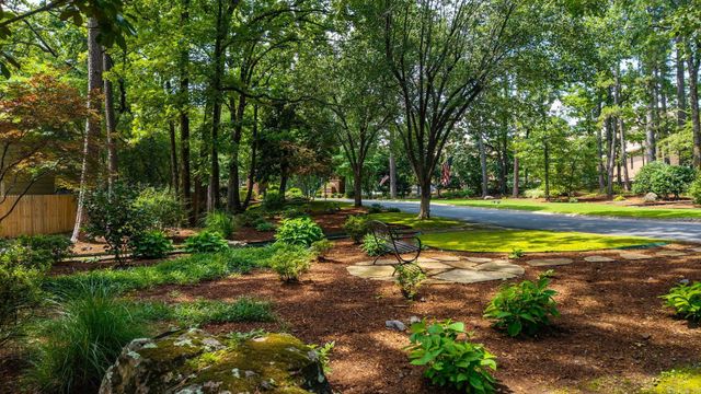 21 Kingsbridge Way, Little Rock, AR 72212