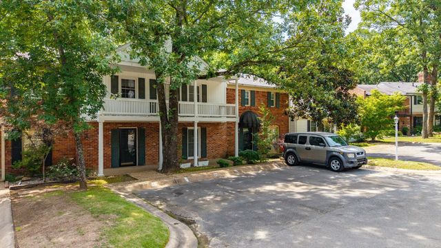 21 Kingsbridge Way, Little Rock, AR 72212