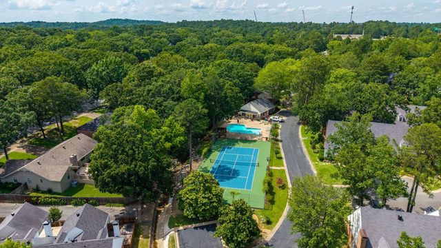21 Kingsbridge Way, Little Rock, AR 72212