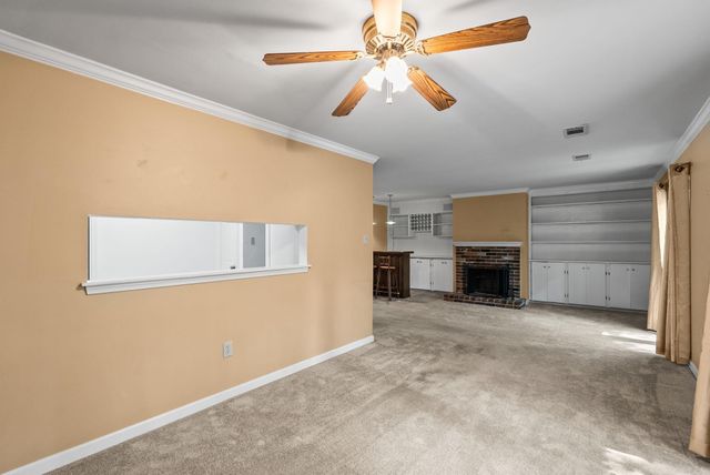 21 Kingsbridge Way, Little Rock, AR 72212