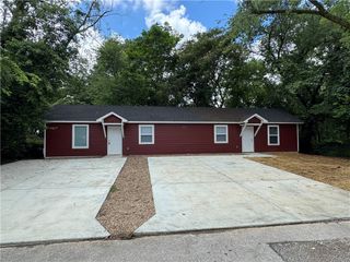 814 S Inglewood Street, Siloam Springs, AR 72761