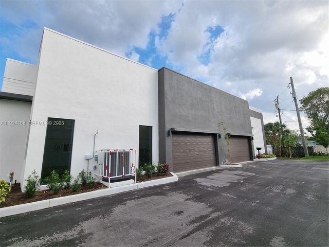 810 NE 14th Pl 810, Fort Lauderdale, FL 33304