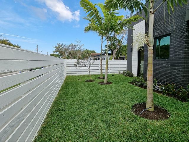 810 NE 14th Pl 810, Fort Lauderdale, FL 33304