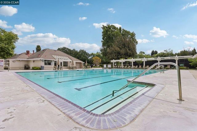 40 Marseille Ct, Danville, CA 94506