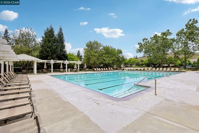 40 Marseille Ct, Danville, CA 94506