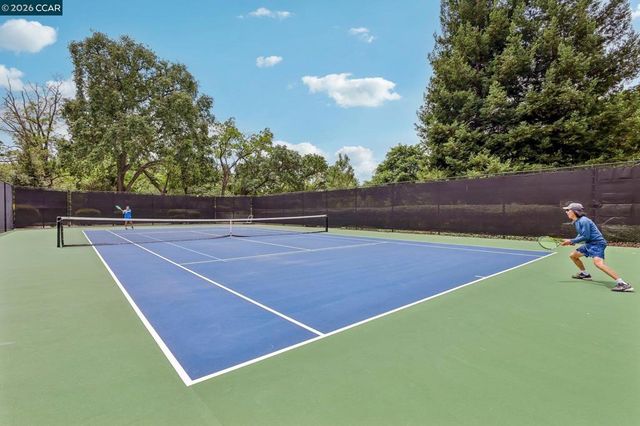40 Marseille Ct, Danville, CA 94506
