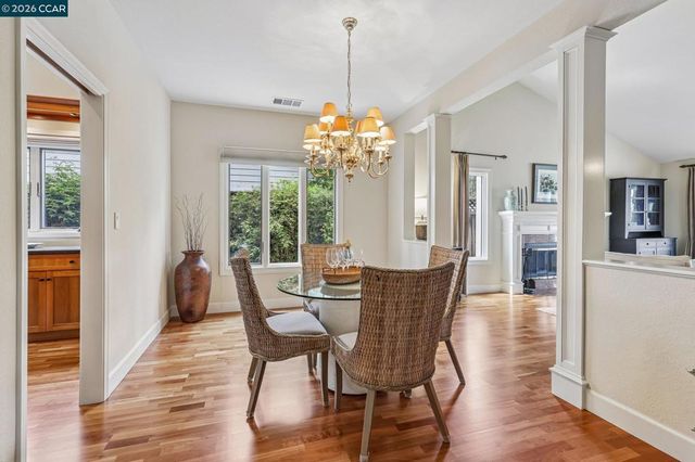 40 Marseille Ct, Danville, CA 94506