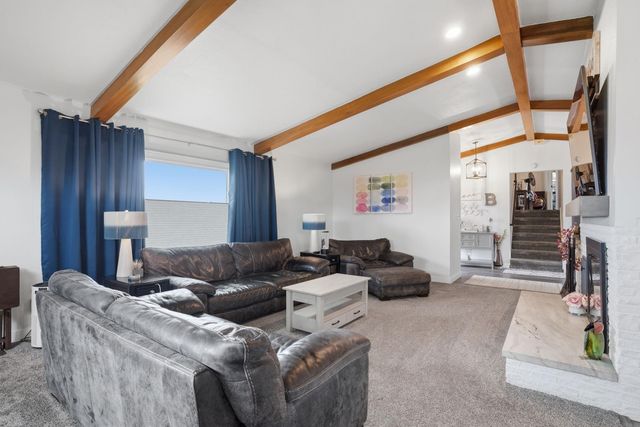 3105 Ansborough Avenue, Waterloo, IA 50701