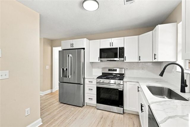 6598 Coventry Point, Austell, GA 30168