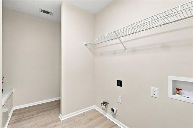 6598 Coventry Point, Austell, GA 30168