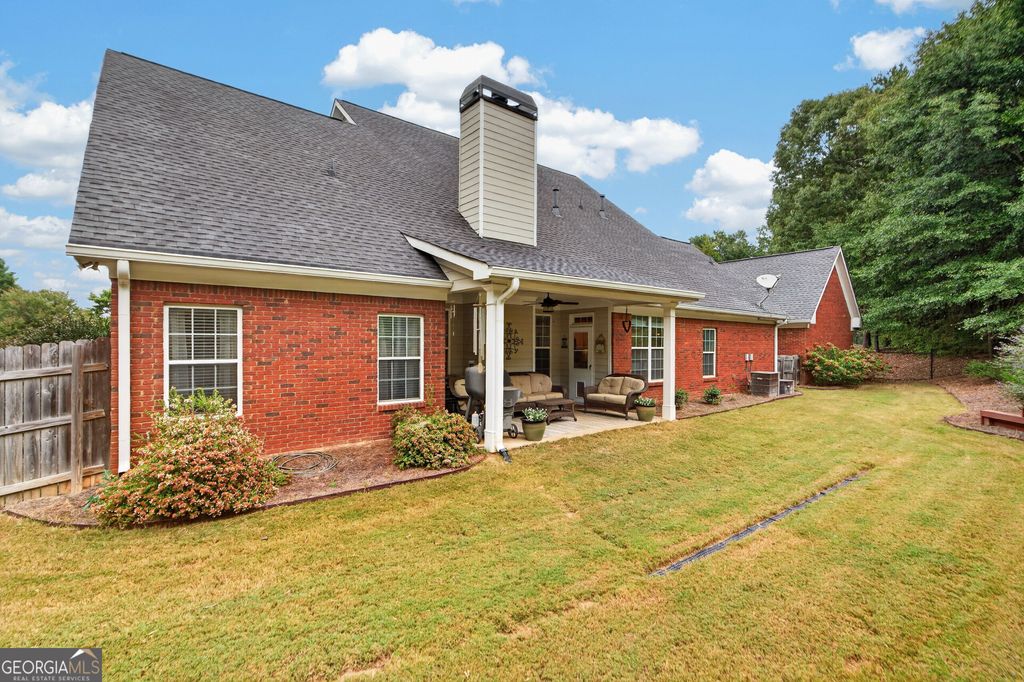 224 Amelia Way, Loganville, GA 30052 — photo 4