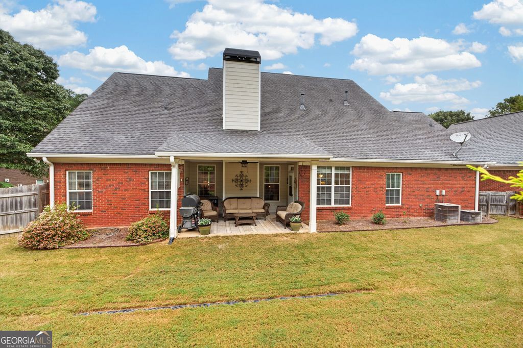 224 Amelia Way, Loganville, GA 30052 — photo 5