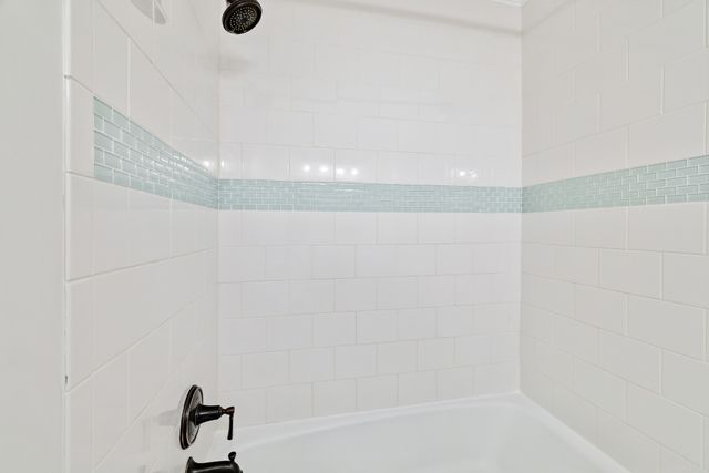 560 Doral Country Dr, Nashville, TN 37221