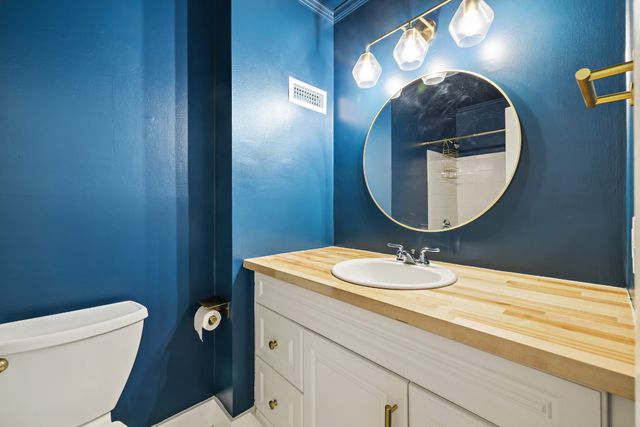 560 Doral Country Dr, Nashville, TN 37221