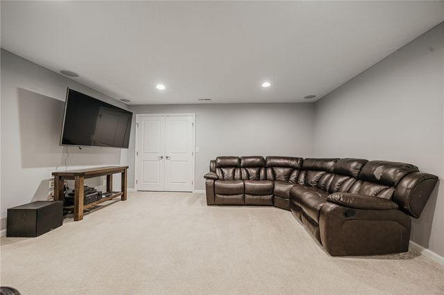3200 Dry Run Street, Tipp City, OH 45371