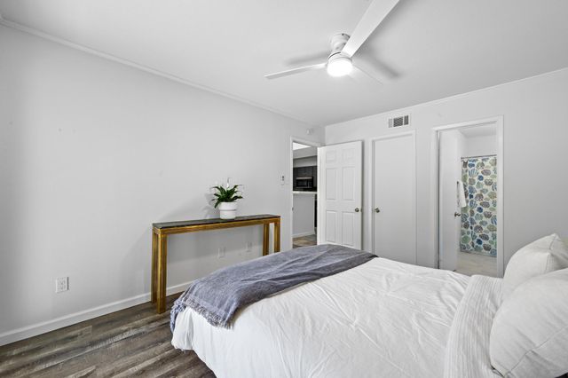 4500 E Oltorf ST A-111, Austin, TX 78741