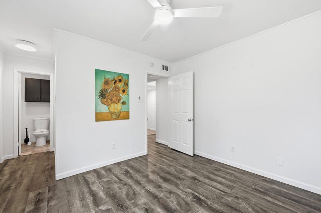 4500 E Oltorf ST A-111, Austin, TX 78741