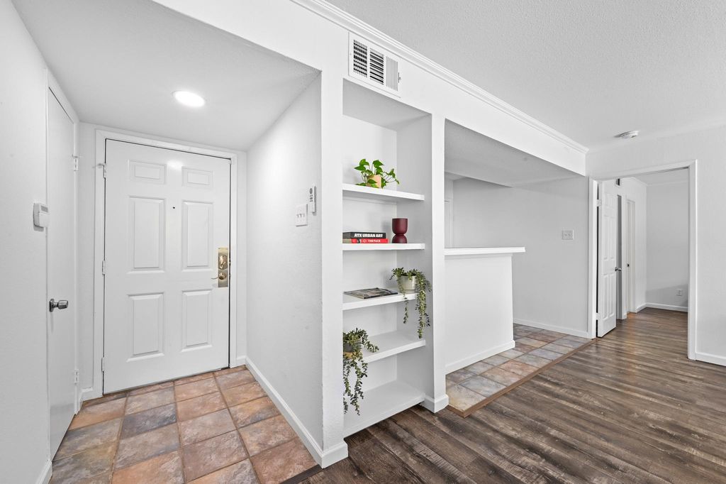 4500 E Oltorf ST A-111, Austin, TX 78741