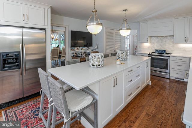 8 SKYFIELD DR, Princeton, NJ 08540