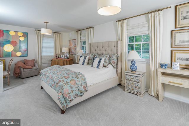 8 SKYFIELD DR, Princeton, NJ 08540