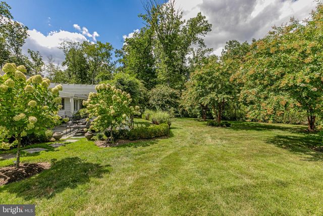 8 SKYFIELD DR, Princeton, NJ 08540
