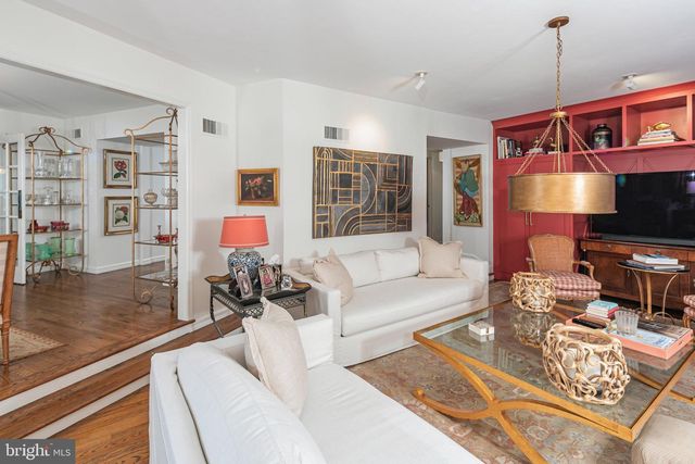 8 SKYFIELD DR, Princeton, NJ 08540