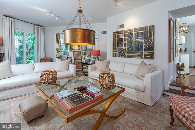 8 SKYFIELD DR, Princeton, NJ 08540