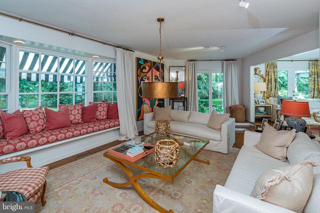 8 SKYFIELD DR, Princeton, NJ 08540