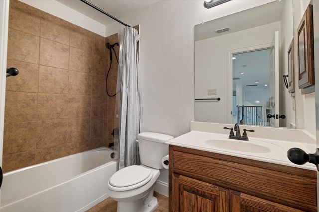 1040 Edgefield Lane, Forney, TX 75126