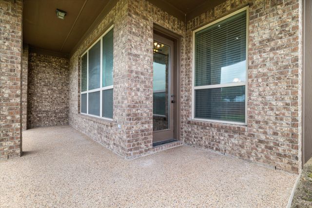 1040 Edgefield Lane, Forney, TX 75126