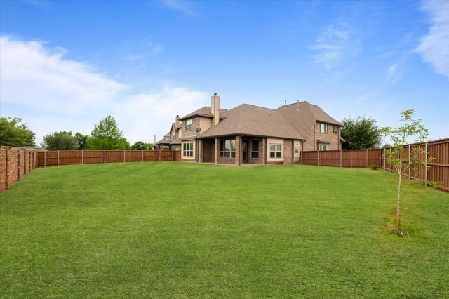 1040 Edgefield Lane, Forney, TX 75126
