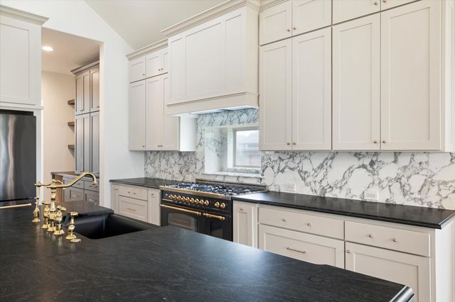 1040 Edgefield Lane, Forney, TX 75126