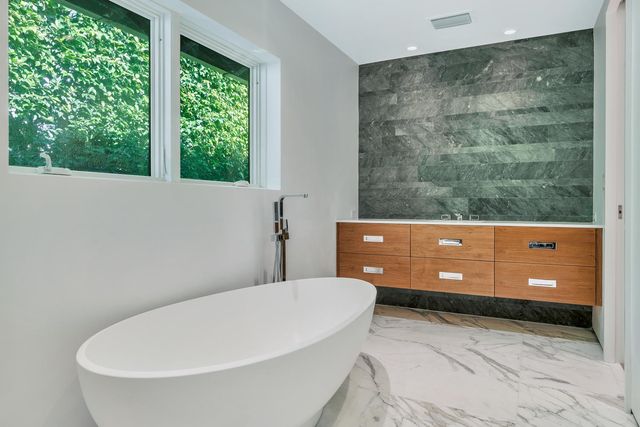 264 Sandpiper Drive, Palm Beach, FL 33480