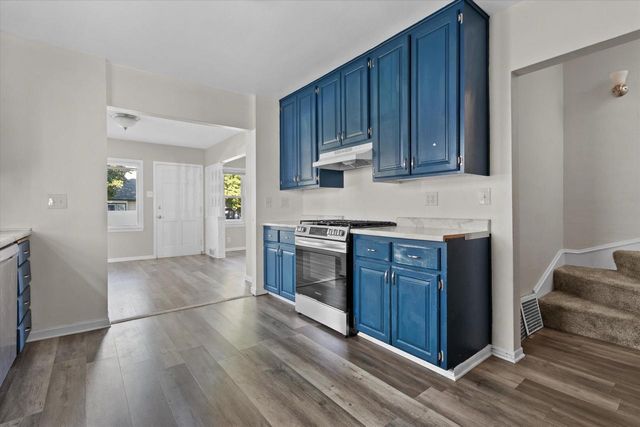 1946 S 69th STREET, West Allis, WI 53219