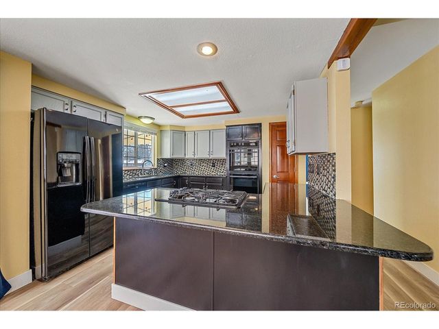 6810 Simms Ct, Arvada, CO 80004