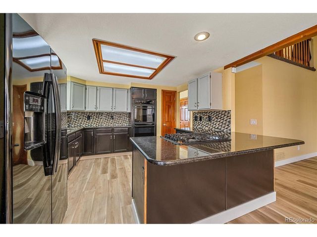 6810 Simms Ct, Arvada, CO 80004