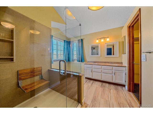 6810 Simms Ct, Arvada, CO 80004