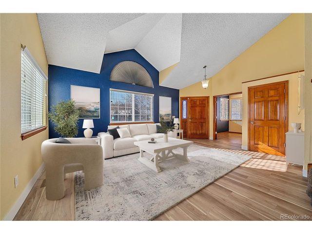 6810 Simms Ct, Arvada, CO 80004