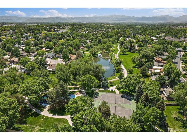 6810 Simms Ct, Arvada, CO 80004