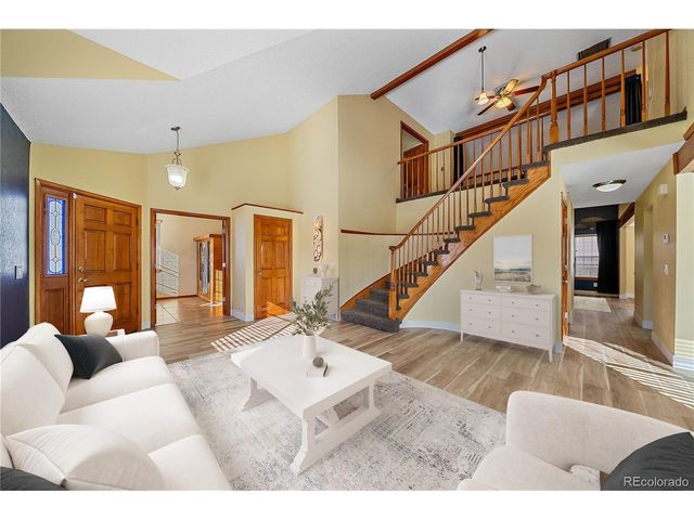 6810 Simms Ct, Arvada, CO 80004