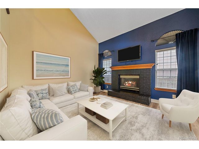 6810 Simms Ct, Arvada, CO 80004