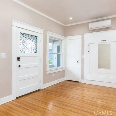 109 N Columbus Avenue A, Glendale, CA 91203
