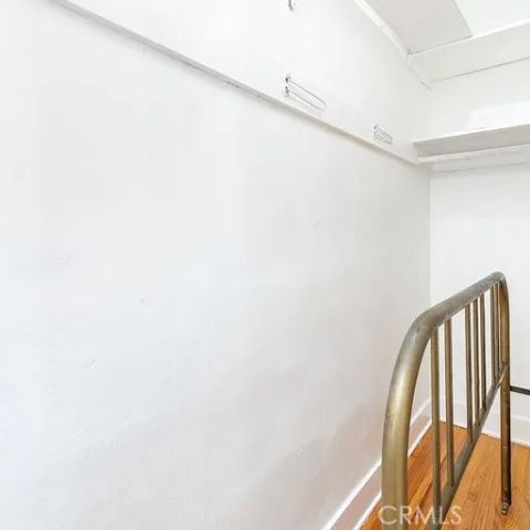 109 N Columbus Avenue A, Glendale, CA 91203