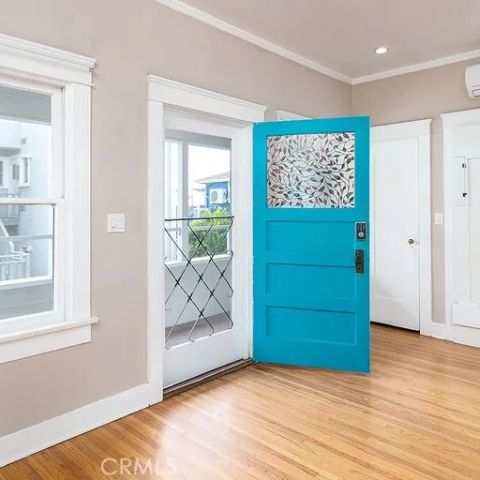 109 N Columbus Avenue A, Glendale, CA 91203