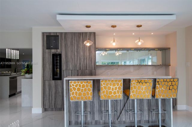 1250 NE 82nd St, Miami, FL 33138