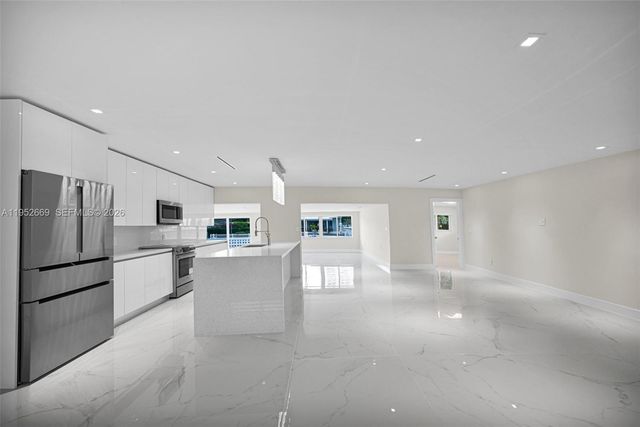 1250 NE 82nd St, Miami, FL 33138