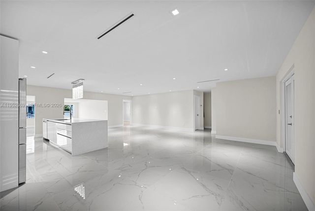 1250 NE 82nd St, Miami, FL 33138