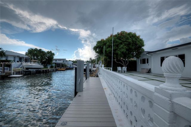 1250 NE 82nd St, Miami, FL 33138